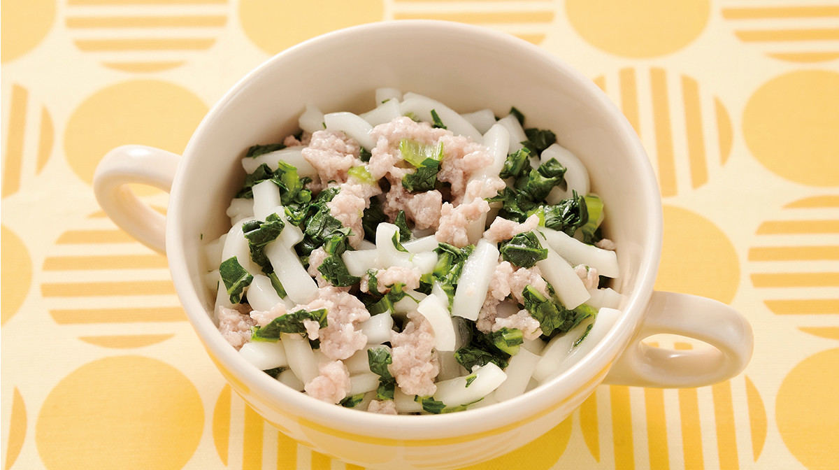 豚肉と小松菜の混ぜうどん＜yumyum産直小麦のやわらかうどん＞