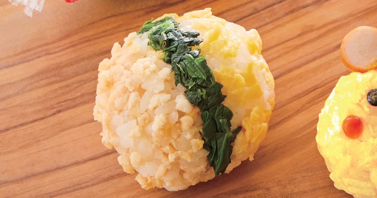 鶏と卵のそぼろおにぎり 離乳食レシピ 管理栄養士監修 パルシステムの育児情報サイト 子育て123
