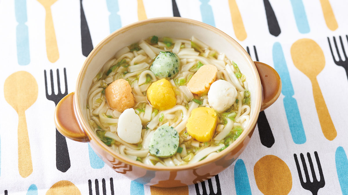 プチおさかなボールと白菜のうどん