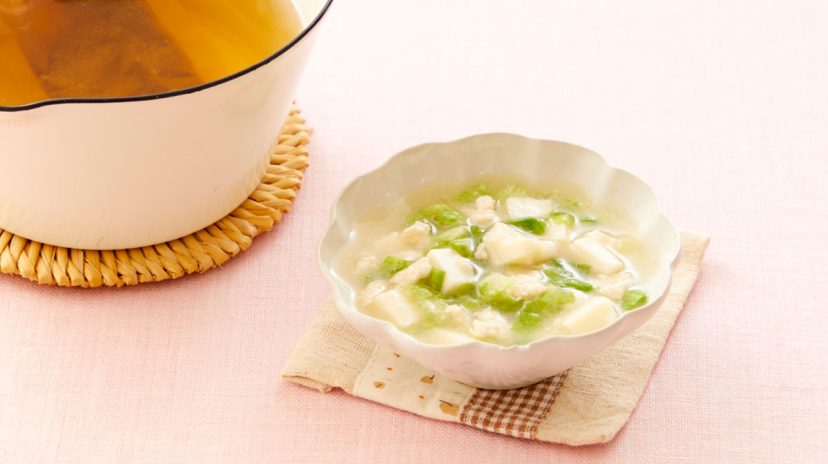 レタスと鶏の豆腐あんかけ